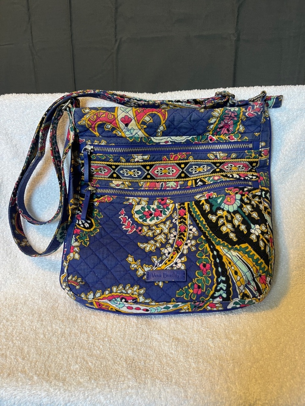 Vera Bradley Triple Zip Hipster